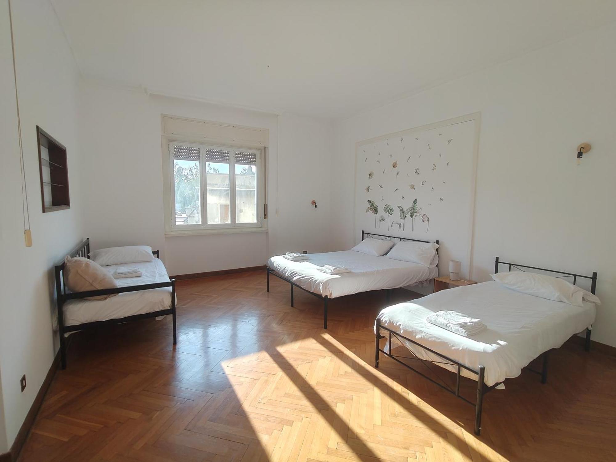 Dock Bay Lodge Hostello Trieste Ngoại thất bức ảnh