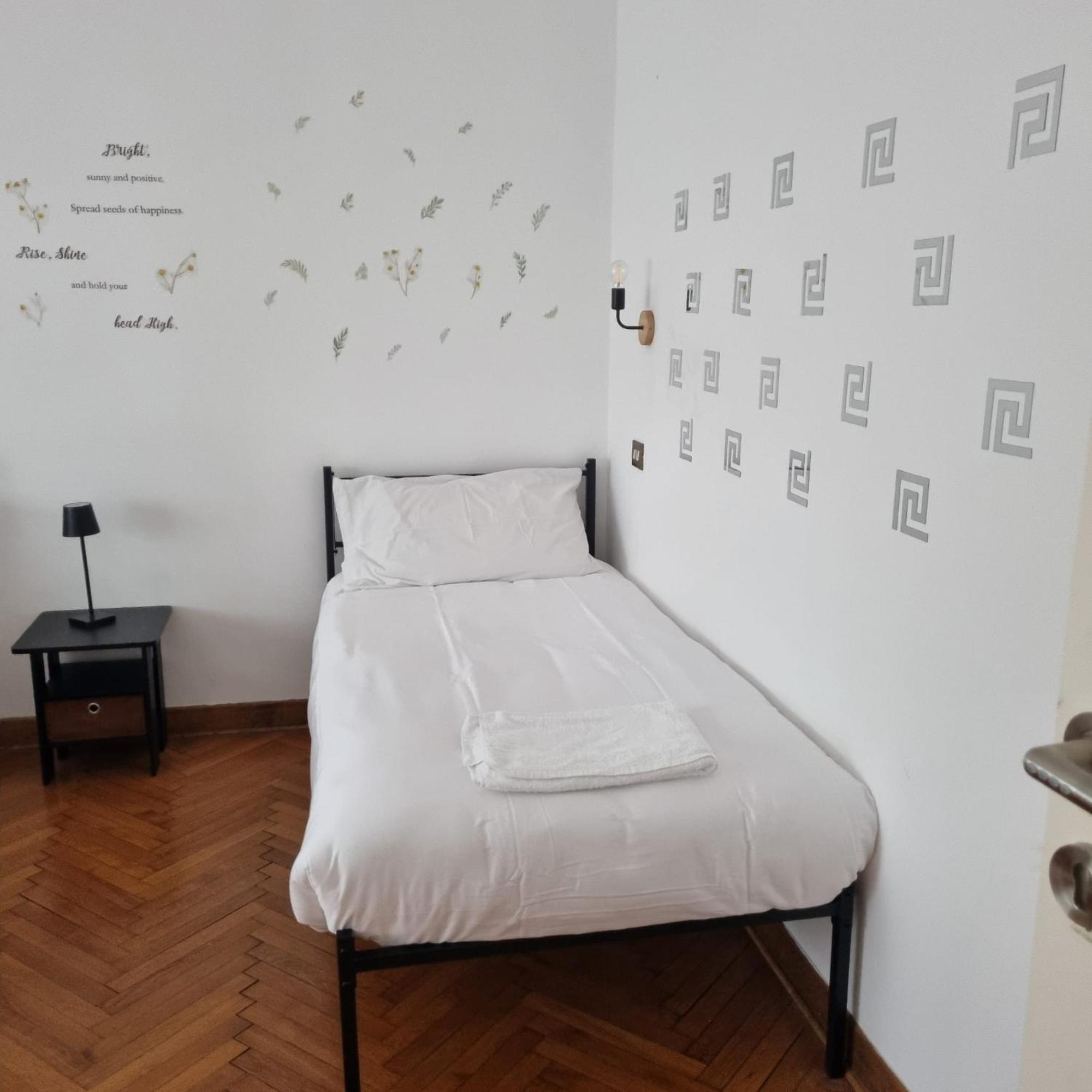 Dock Bay Lodge Hostello Trieste Ngoại thất bức ảnh