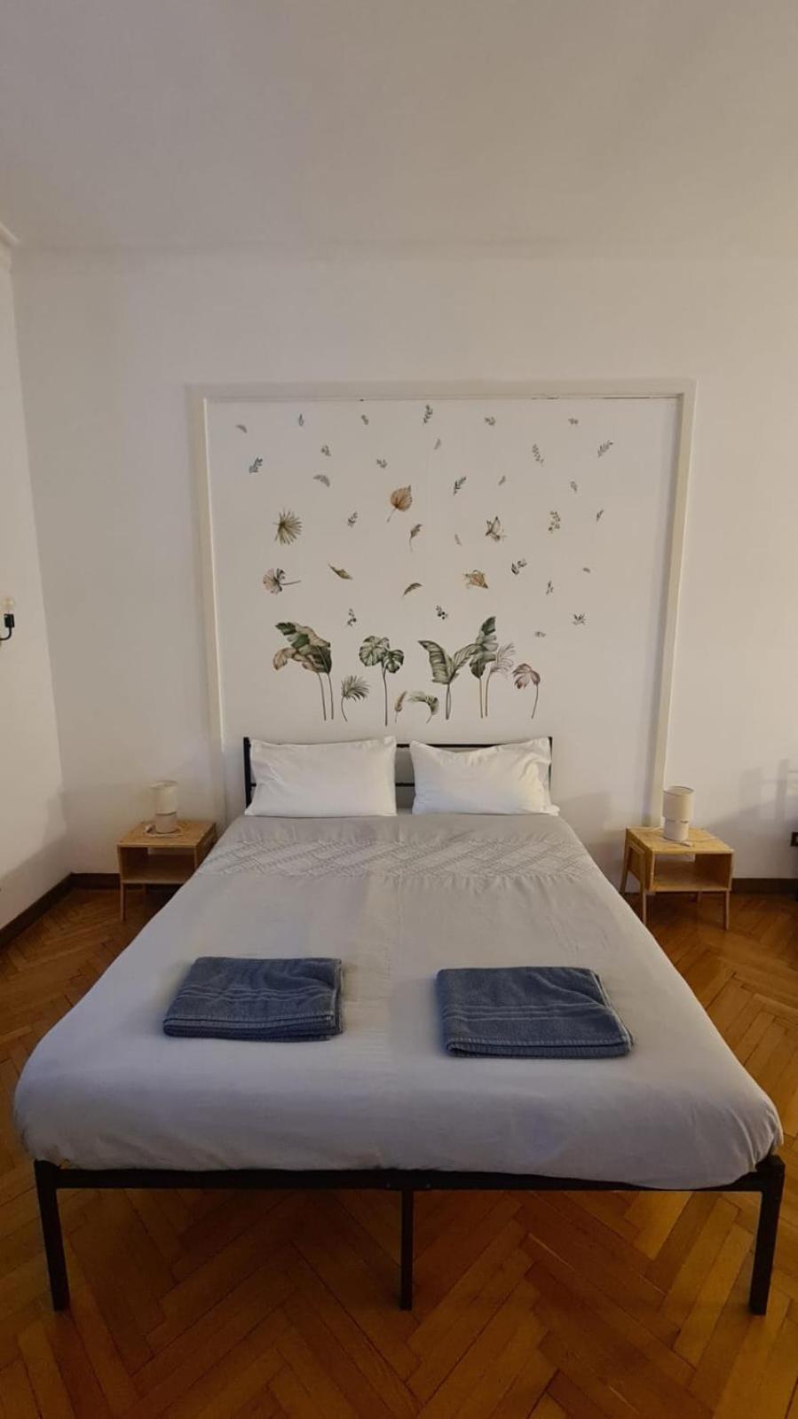 Dock Bay Lodge Hostello Trieste Ngoại thất bức ảnh