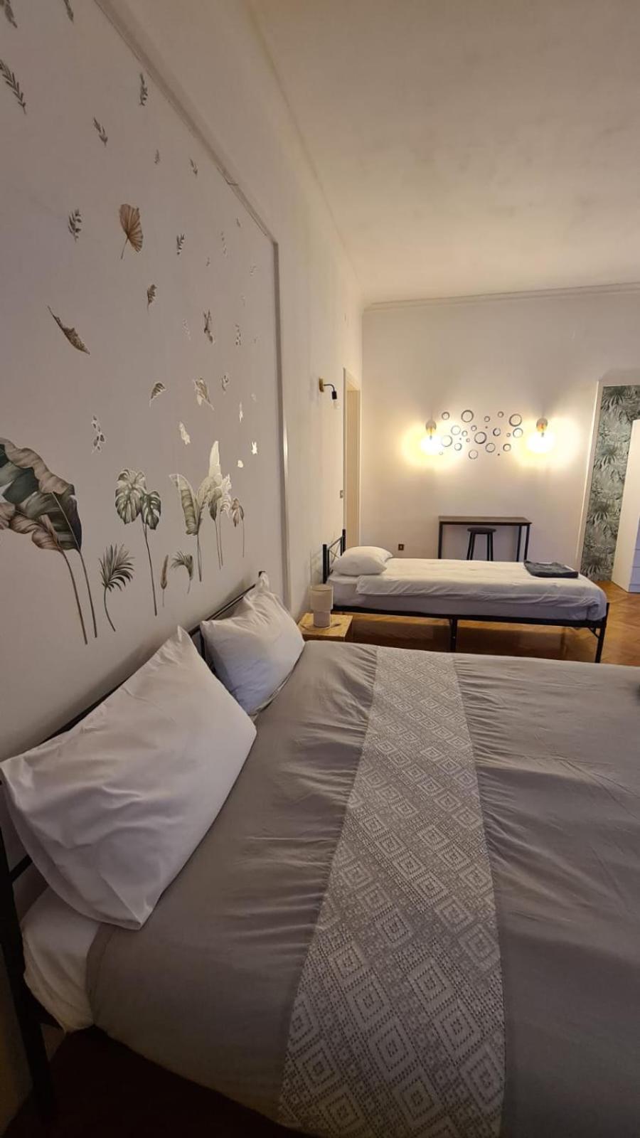 Dock Bay Lodge Hostello Trieste Ngoại thất bức ảnh